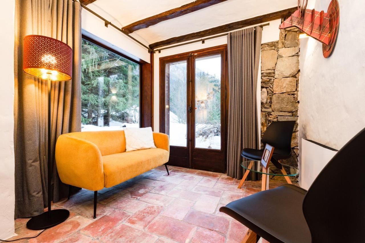 Chalet Les Praz - 280Sqm - Sauna Cinema Fitness - 5 Bedrooms In Heart Of Les Praz - By Cozee Rentals Chamonix Mont Blanc Exterior foto