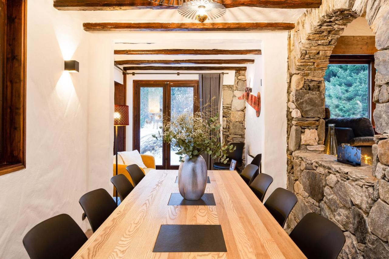 Chalet Les Praz - 280Sqm - Sauna Cinema Fitness - 5 Bedrooms In Heart Of Les Praz - By Cozee Rentals Chamonix Mont Blanc Exterior foto